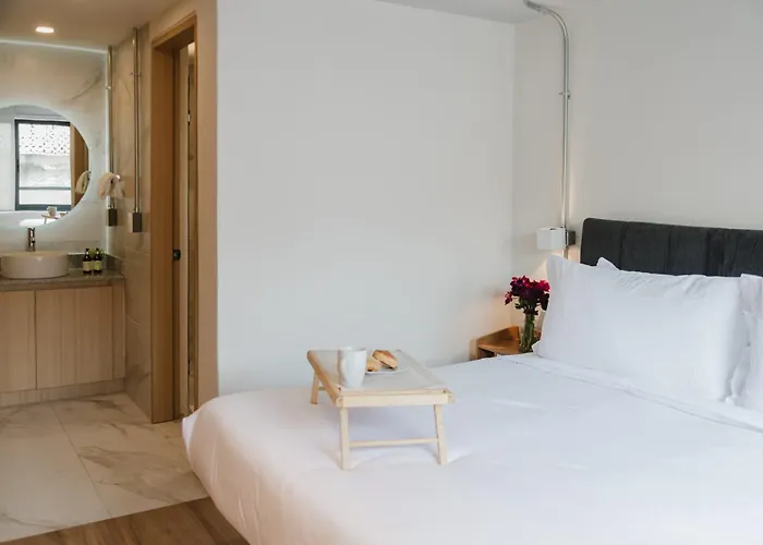 Praga 8 Stylish 1br Fast Wifi Great Light *