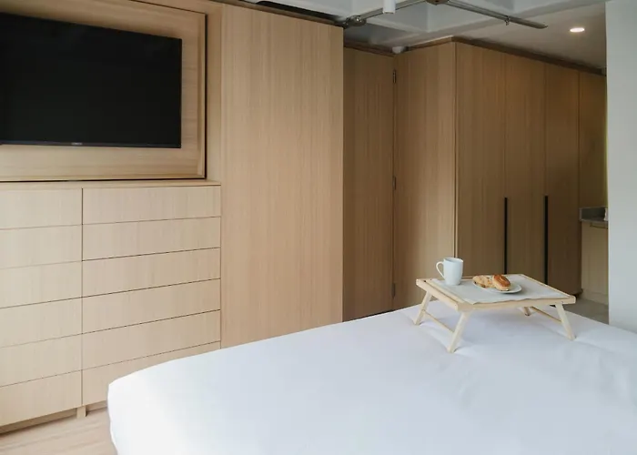 Apartamento Praga 8 Stylish 1br Fast Wifi Great Light